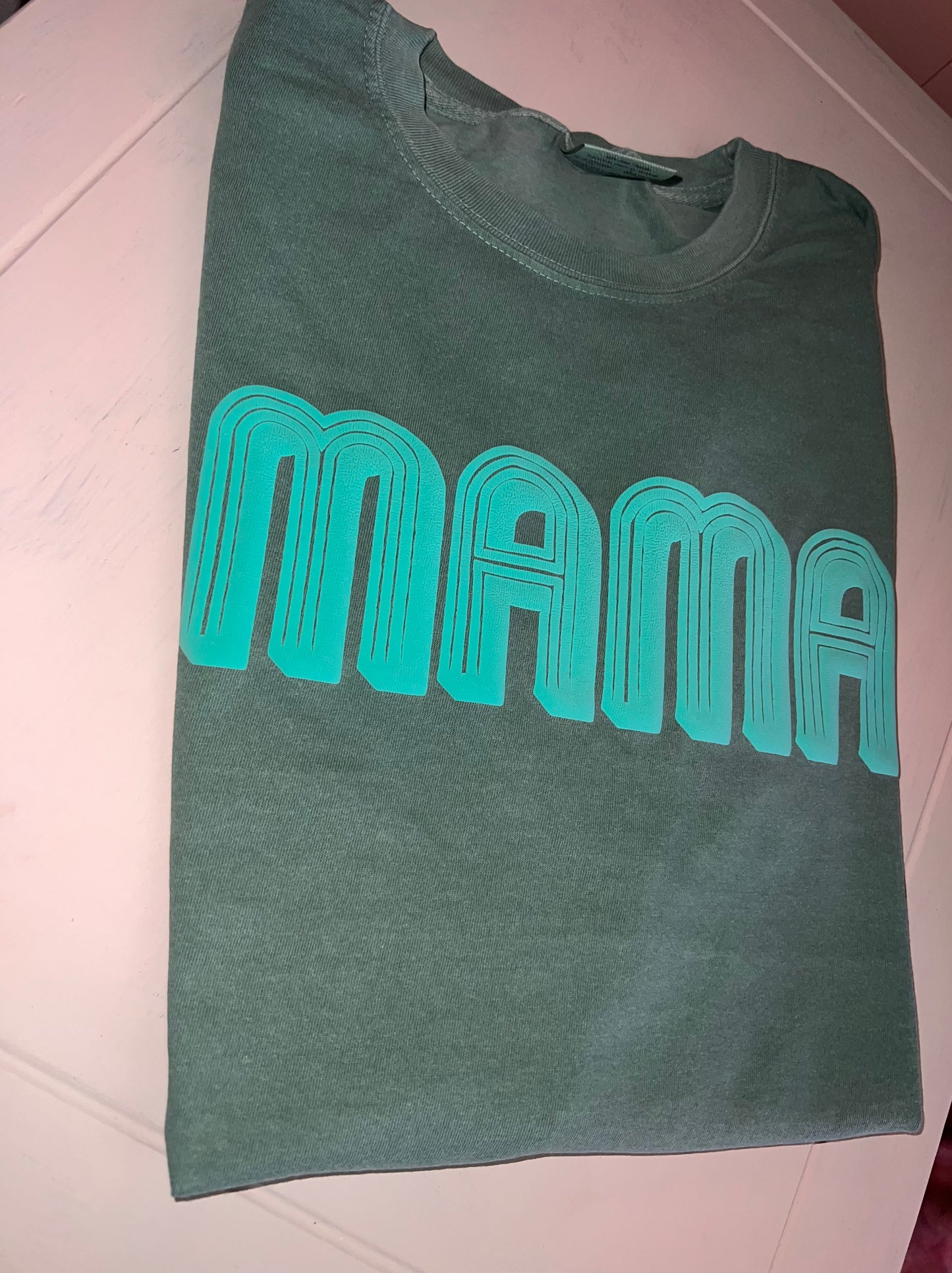 Retro Mama Tee